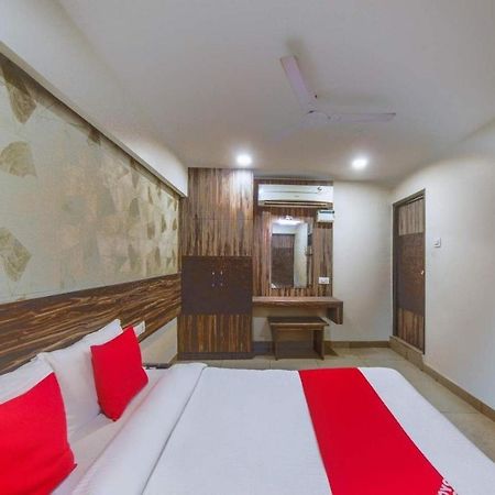 Serenity Inn Chennai Ngoại thất bức ảnh