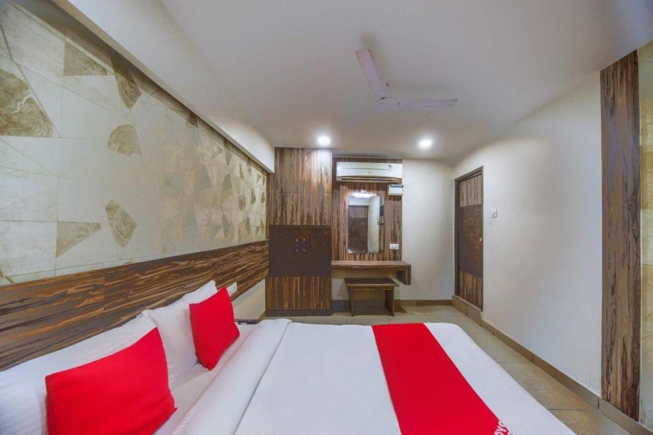 Serenity Inn Chennai Ngoại thất bức ảnh