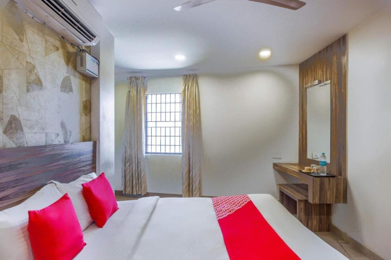 Serenity Inn Chennai Ngoại thất bức ảnh