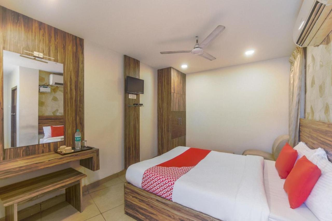 Serenity Inn Chennai Ngoại thất bức ảnh